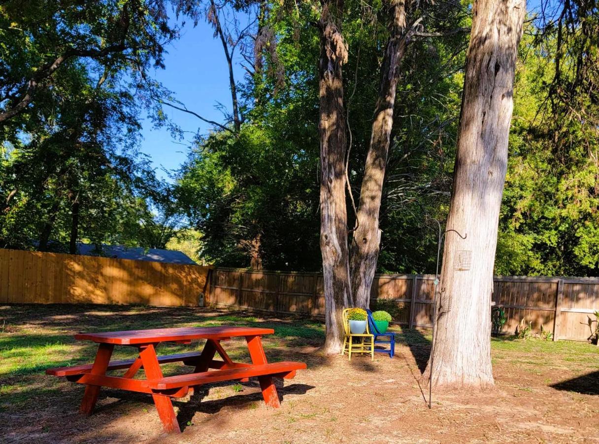 Midtown Southern Charm Tyler Bagian luar foto